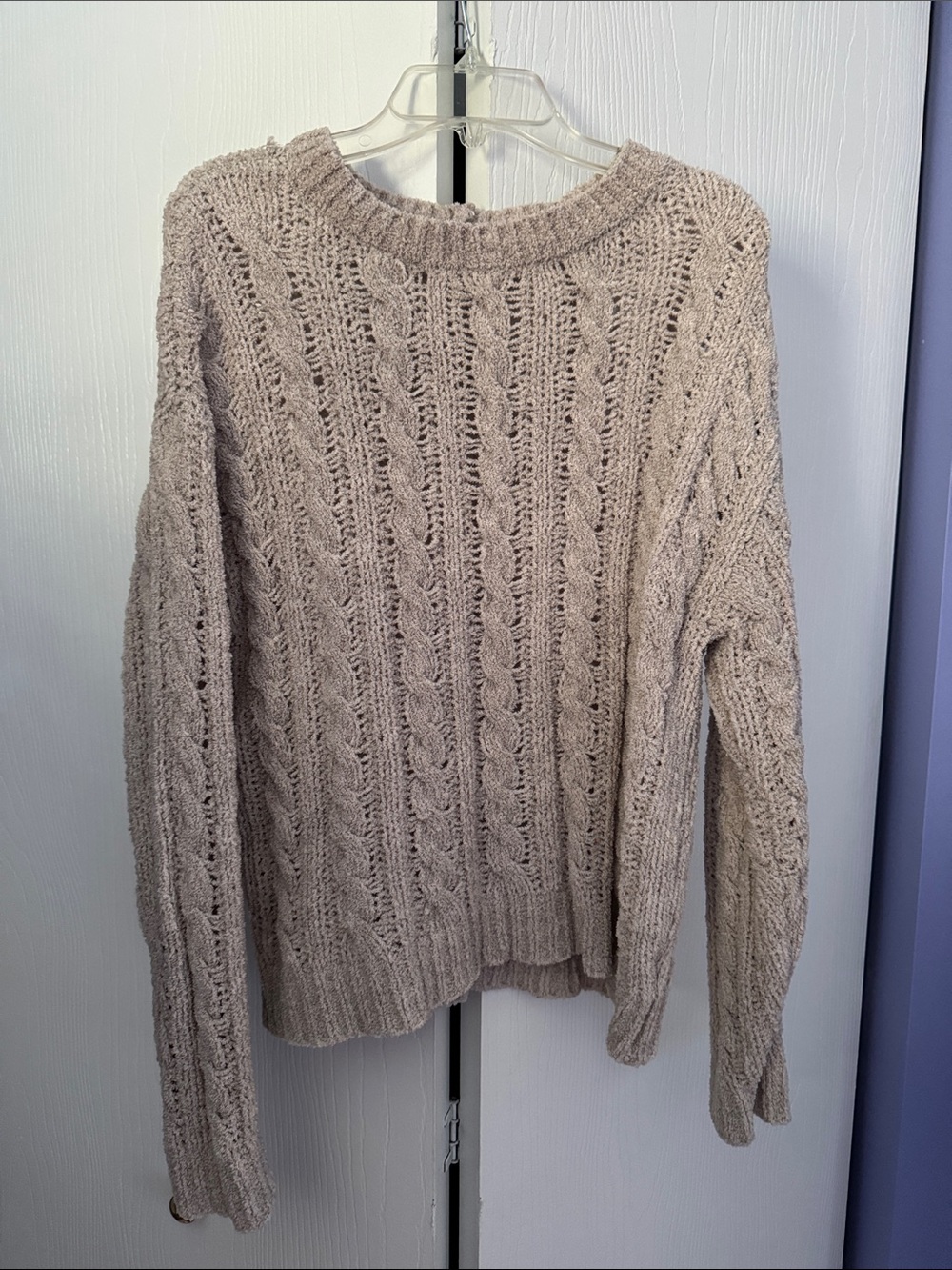 Cozy Cable Knit Women’s Sweater in Light Beige